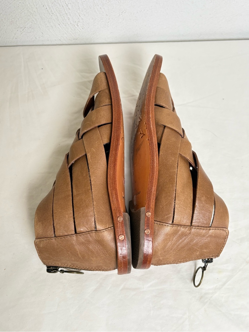 BEEK Turaco woven leather sandal 7 - Picture 10 of 10